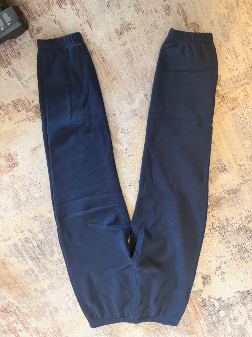 Aritzia cozy sweatfleece - Picture 4 of 4